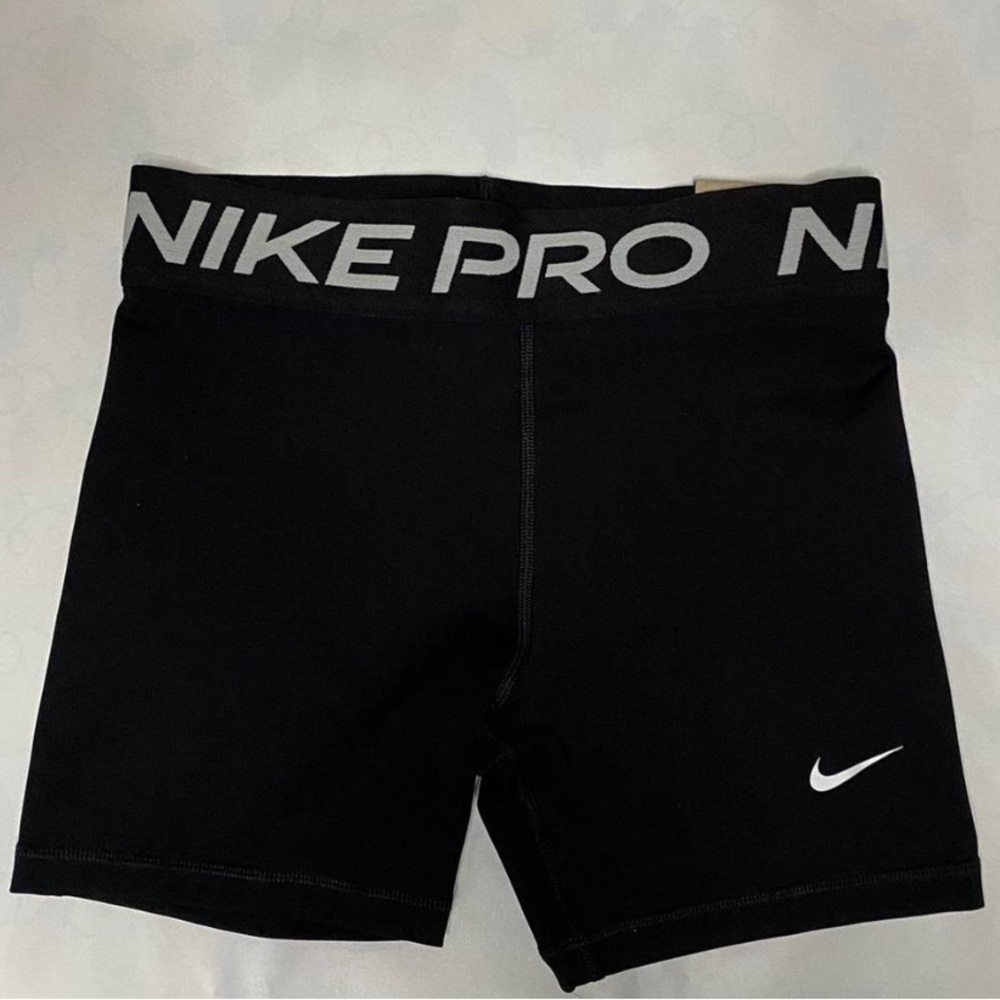 Women’s Nike Pro shorts